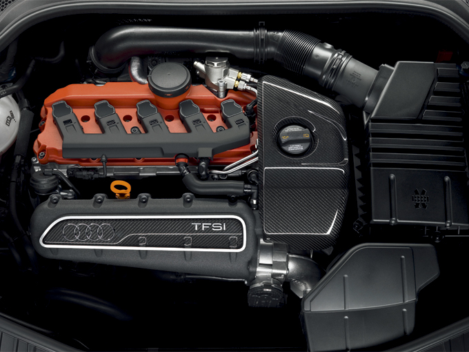 アウディ 2.5 TFSI