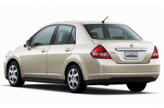 日産 ティーダラティオ 外観(リア)｜おいしい中古車