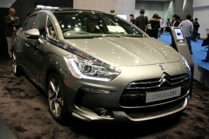 東京モーターショー2011 シトロエン DS5 フロント｜日刊カーセンサー
