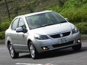 スズキ SX4セダン フロント｜ニューモデル試乗