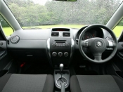 スズキ SX4セダン インパネ｜ニューモデル試乗