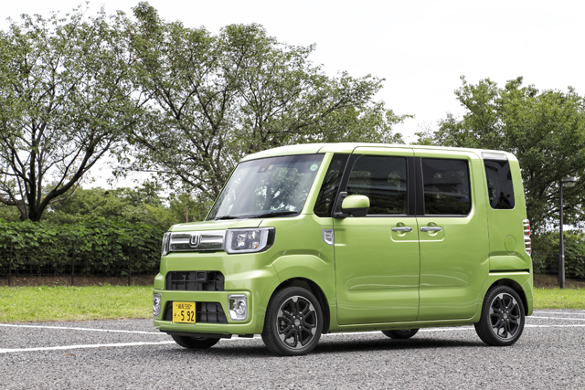 ▲全長3.4m以下・幅1.48m以下、高さ2.0m以下という軽自動車の規格を最大限に生かしたダイハツ ウェイク