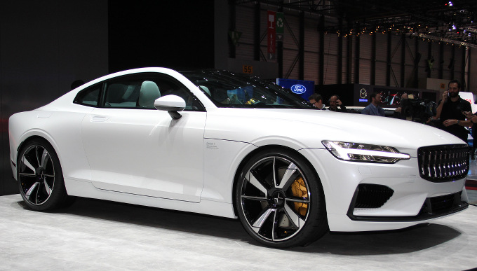 ▲ボルボが電動車に特化したブランド、ポールスターからは、プラグインハイブリッドクーペ、ポールスター1が展示された。大容量バッテリーとモーターの組み合わせで、パワートレインは最高出力600ps／最大トルク1000N・mを発生する