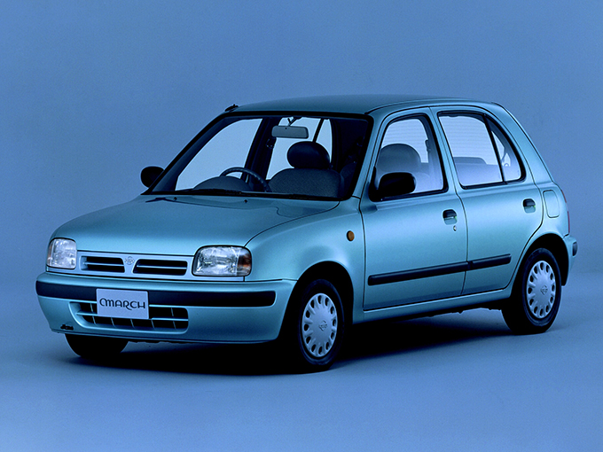 日産 マーチBOX