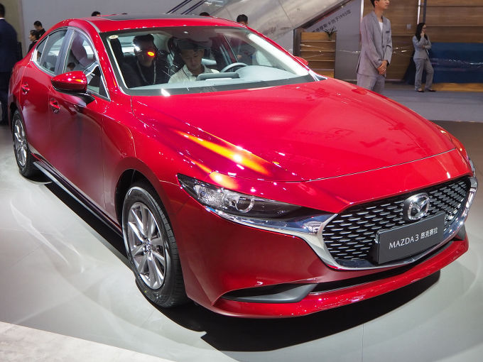 マツダ MAZDA3アクセラ