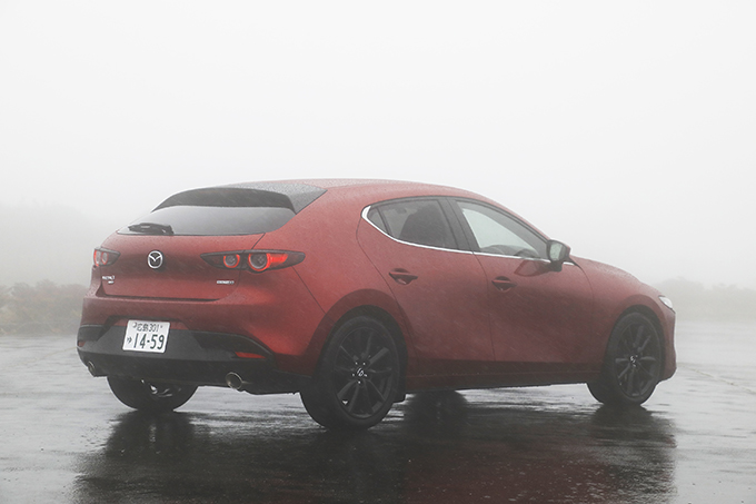 マツダ MAZDA3ファストバック