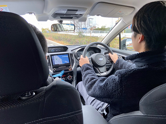 スバル　インプレッサスポーツ