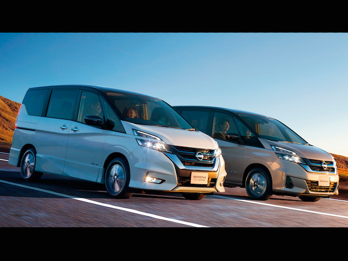 日産　セレナ