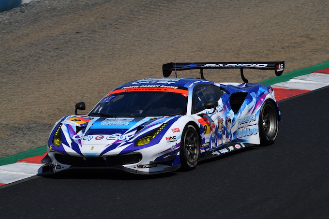 フェラーリ488GTB