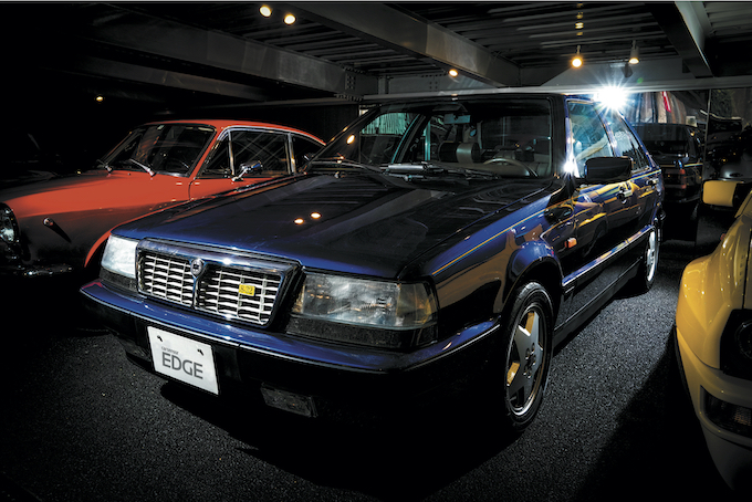 ランチア テーマ8.32