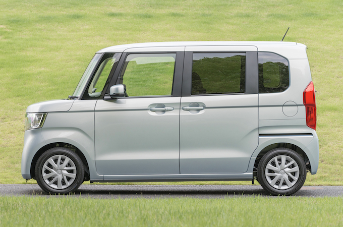 ホンダ N-BOX（現行型）