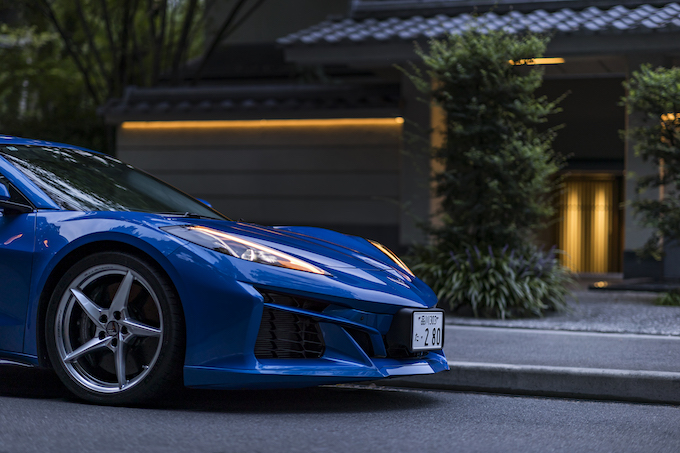 シボレー コルベット E-Ray