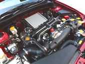 スバル インプレッサ エンジン
