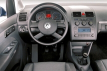 VW ゴルフトゥーラン インパネ｜おいしい中古車